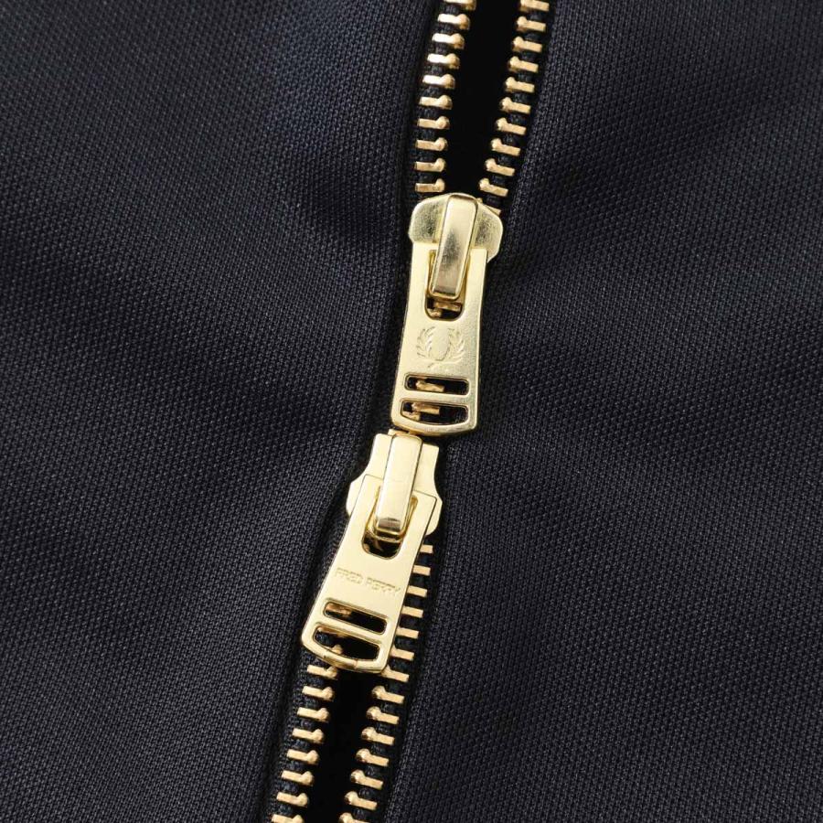 FRED PERRY（フレッドペリー） トラックジャケット J2331 Cable Taped