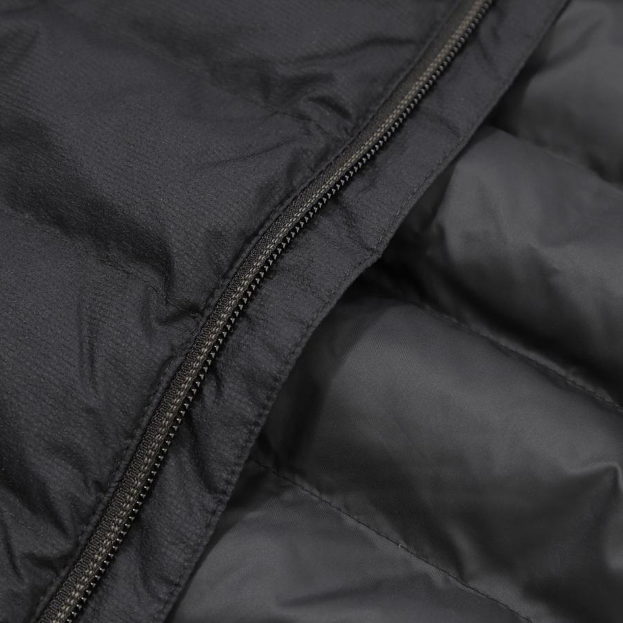 FRED PERRY（フレッドペリー） 中綿入り フーデッドブルゾン HOODED