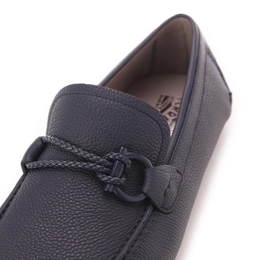 FERRAGAMO（フェラガモ） ドライビングシューズ FRONT 4 ワイズ:EEE