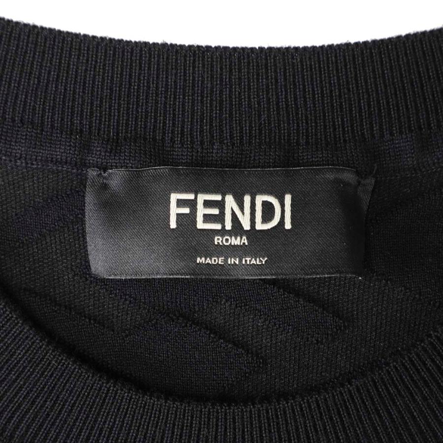 FENDI 半袖ニット グレー/ブラック ロゴ38. FENDI(フェンディ) ズッカ柄半袖ニットFZY702 A5QG FZY702 A5QG