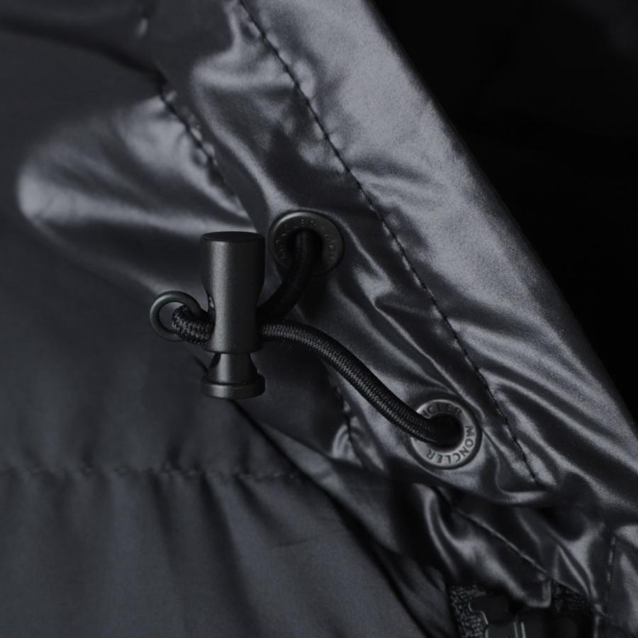 MONCLER（モンクレール） ダウン ダウンジャケット GAROA JACKET