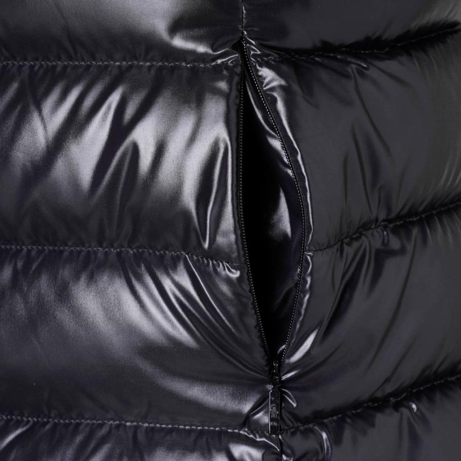 MONCLER（モンクレール） ダウンベスト ブラック レディース ghany