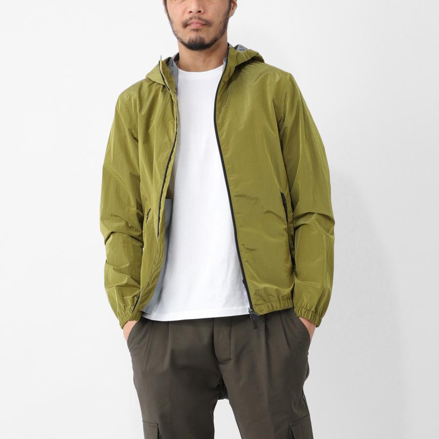 【さきぱぱ様】HERNO Laminar ウインドブレーカー HERNO ヘルノ ウインドブレーカー LAMINAR イエロー メンズ