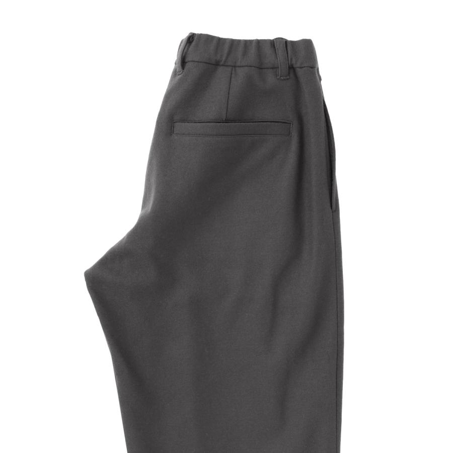 リフィル LIFiLL ウールスラックス WOOLISH MILLED SMOOTH SLACKS