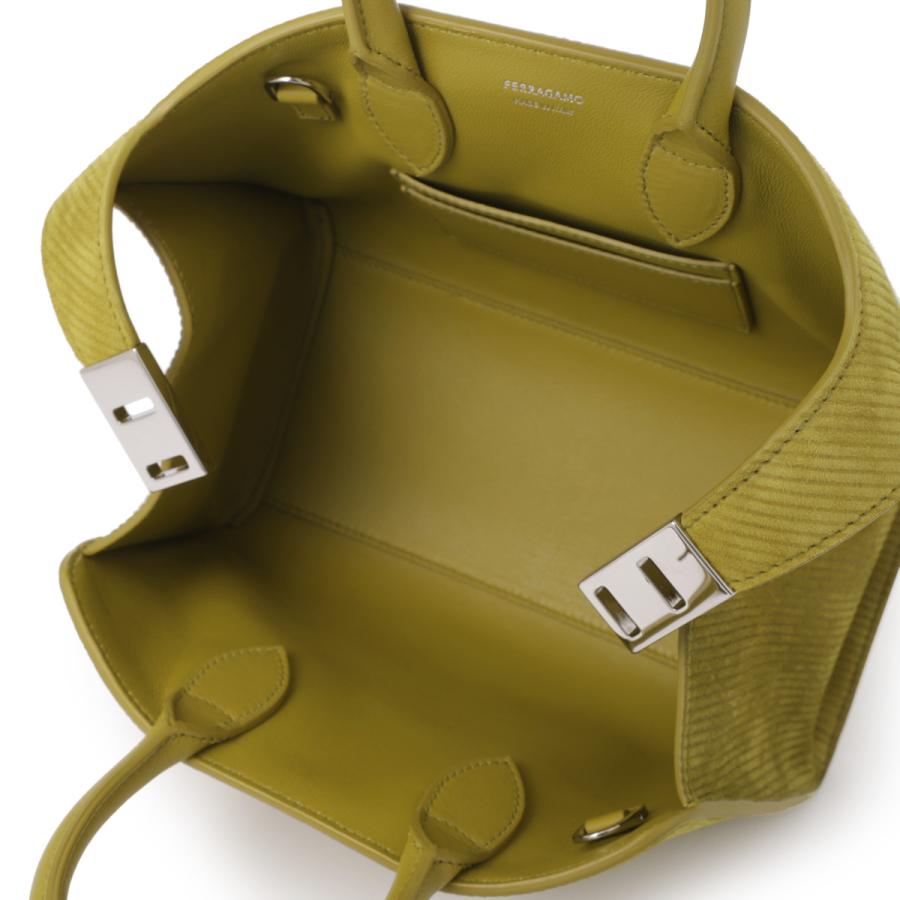 FERRAGAMO（フェラガモ） ハンドバッグ 2WAY HUG MINI ショルダー