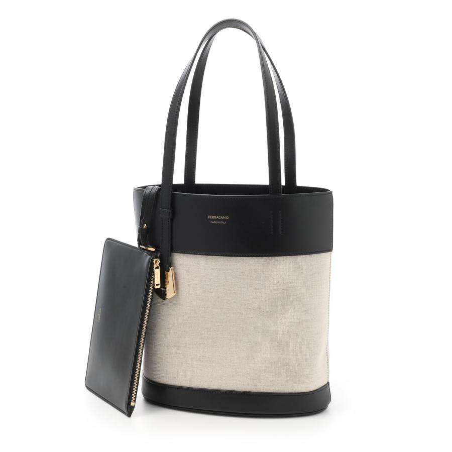 [あす着] フェラガモ FERRAGAMO トートバッグ レディース CHARMING TOTE EN NS S FERRAGAMO（フェラガモ） トートバッグ CHARMING TOTE EN NS S