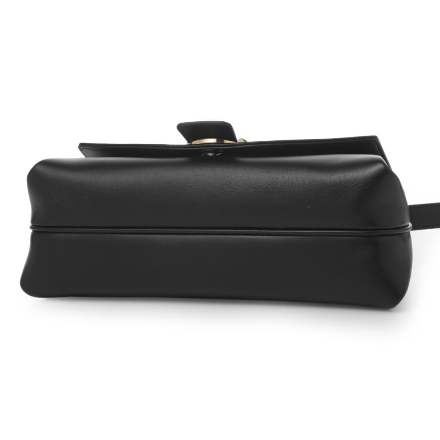 FERRAGAMO（フェラガモ） ショルダーバッグ クラッチバッグ レディース