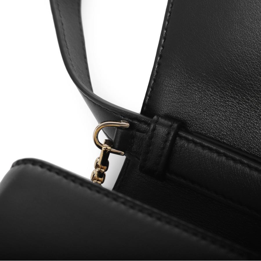 FERRAGAMO（フェラガモ） ショルダーバッグ クラッチバッグ レディース
