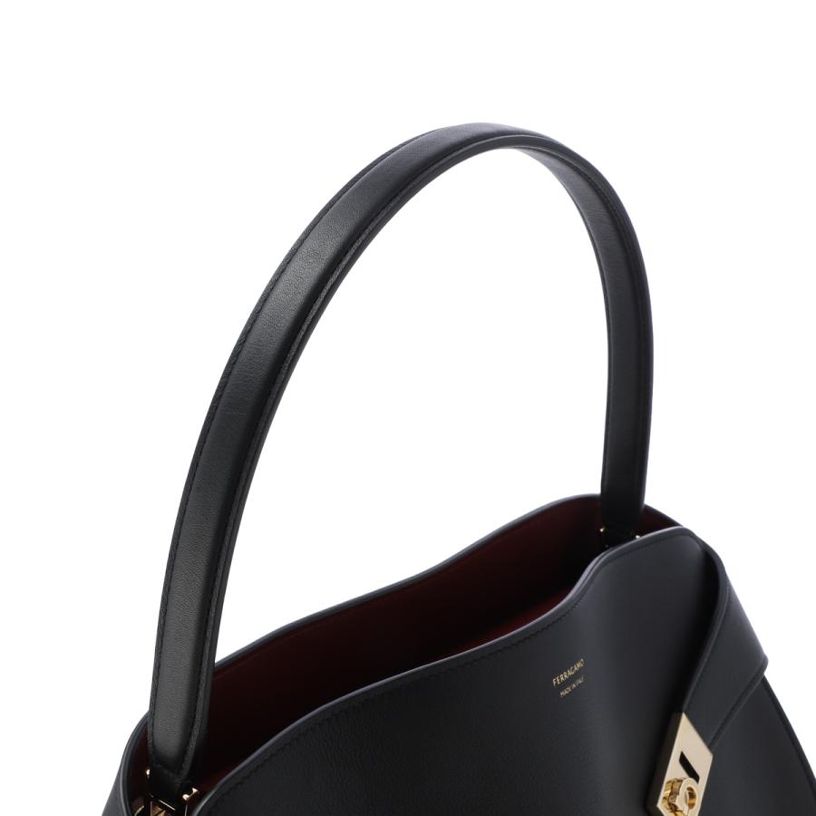 FERRAGAMO（フェラガモ） ハンドバッグ 2WAY HUG SOFT BICOLOR