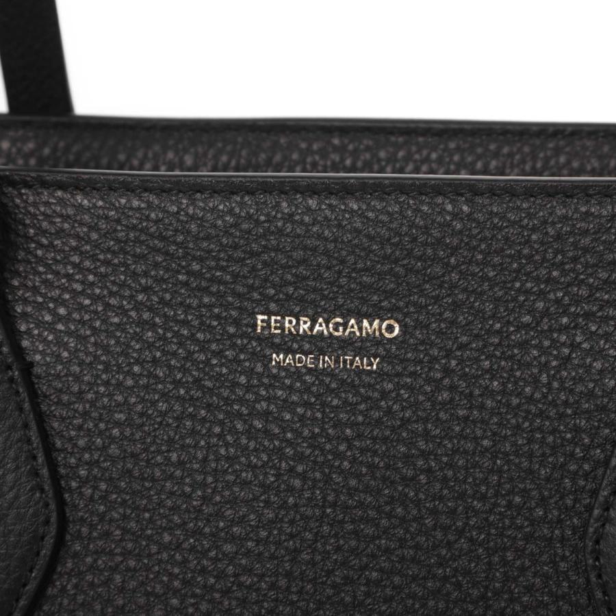 FERRAGAMO（フェラガモ） トートバッグ ブラック レディース star-tote