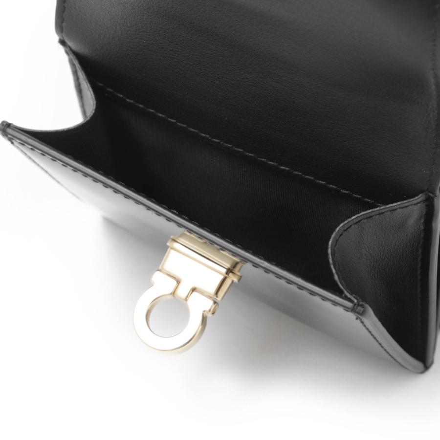 FERRAGAMO（フェラガモ） FERRAGAMO 2つ折り財布 小銭入れ付き