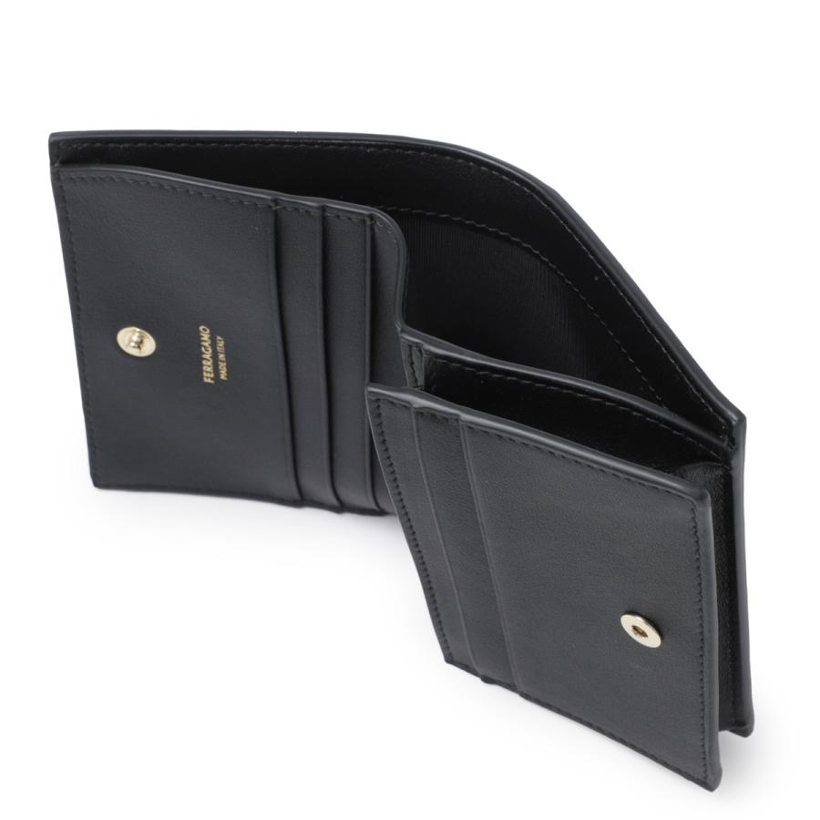 ぴえSalvatore Ferragamo 二つ折り財布 FERRAGAMO（フェラガモ） FERRAGAMO 2つ折り財布 小銭入れ付き