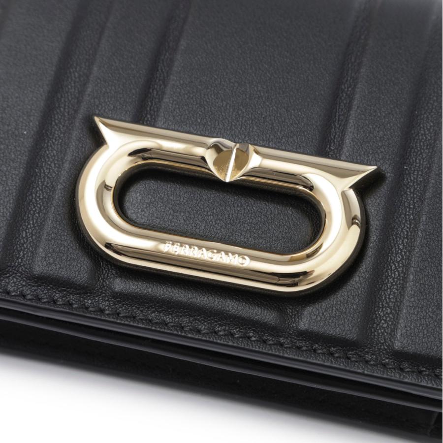 FERRAGAMO（フェラガモ） FERRAGAMO 2つ折り財布 小銭入れ付き