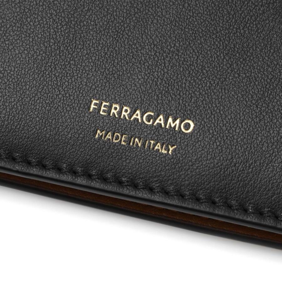 kijiyasan様✾ FERRAGAMO（フェラガモ） FERRAGAMO 2つ折り財布 小銭入れ付き