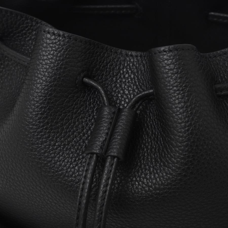 FERRAGAMO（フェラガモ） バケットバッグ 2WAY MULTIPOCKET BUCKET BAG