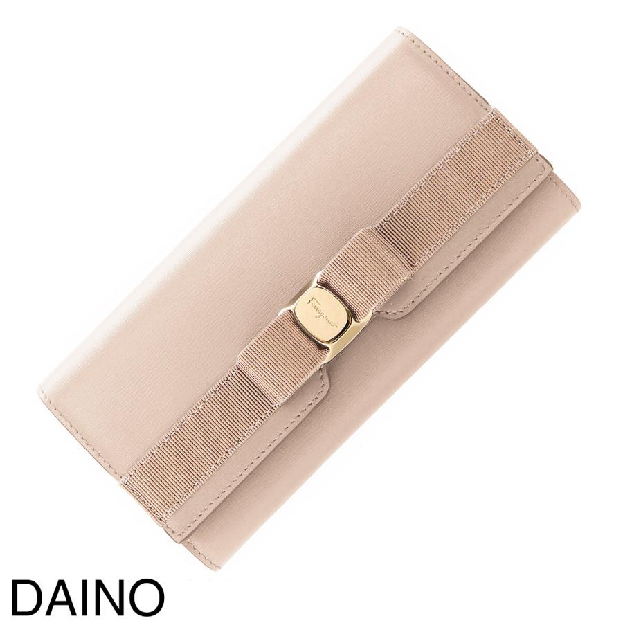 FERRAGAMO（フェラガモ） (Salvatore Ferragamo) 長財布 小銭入れ付き