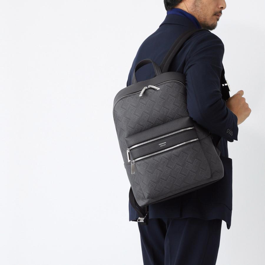 FERRAGAMO（フェラガモ） バックパック TRAV EMB BLO グレー メンズ