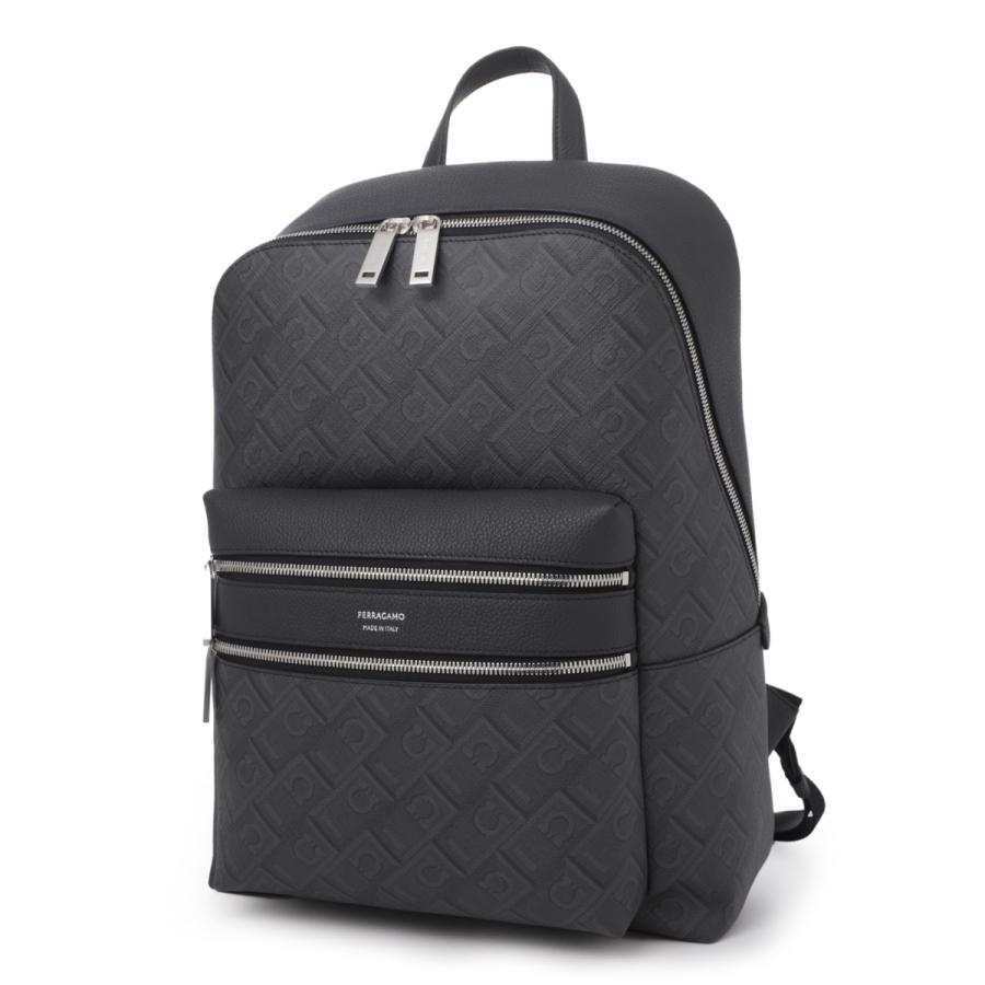 [あす着] フェラガモ FERRAGAMO バックパック メンズ TRAV EMB BLO FERRAGAMO（フェラガモ） バックパック TRAV EMB BLO グレー メンズ