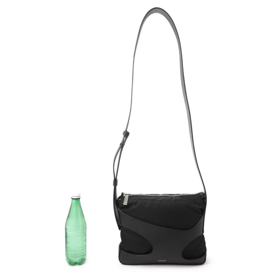 FERRAGAMO（フェラガモ） ショルダーバッグ ブラック メンズ cut-out