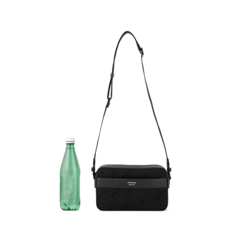 専用★黒 25枚セット FERRAGAMO（フェラガモ） ショルダーバッグ クロスボディバッグ メンズ