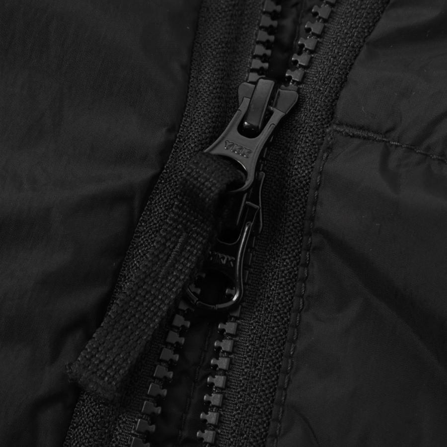 STONE ISLAND（ストーン アイランド） 中綿入り ジップアップ ブルゾン