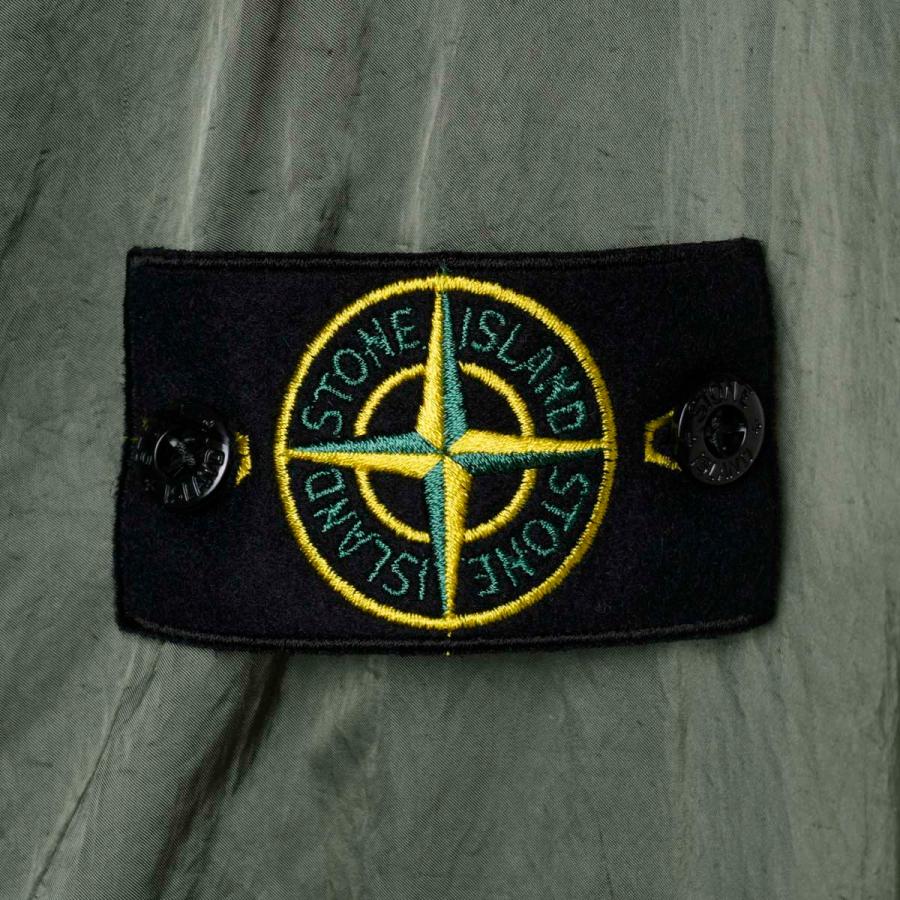STONE ISLAND（ストーン アイランド） ジップアップパーカ ナイロン
