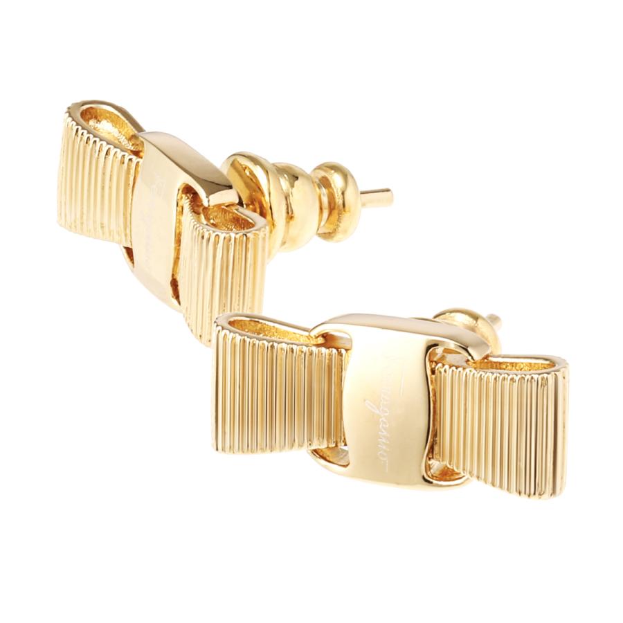 FERRAGAMO ゴールドメタルピアス FERRAGAMO（フェラガモ） (Salvatore Ferragamo) ピアス ゴールド