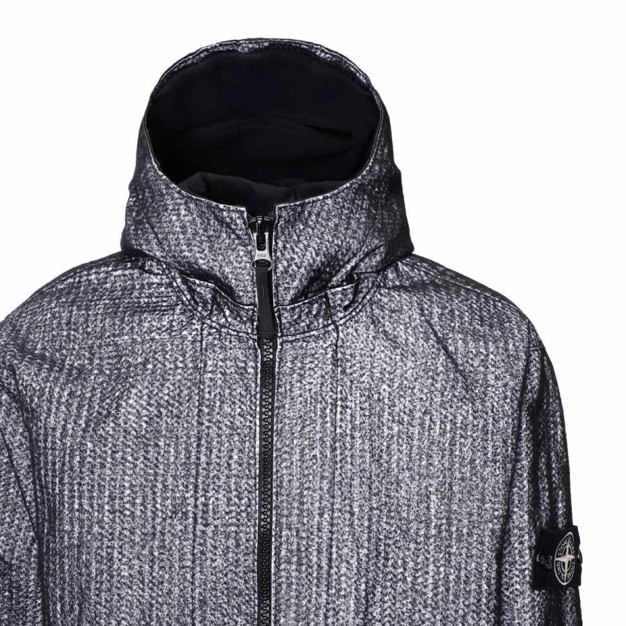 STONE ISLAND（ストーン アイランド） フーデッドブルゾン NEEDLE