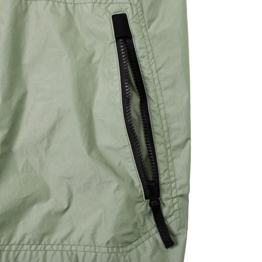 STONE ISLAND（ストーン アイランド） ナイロンジャケット 40522