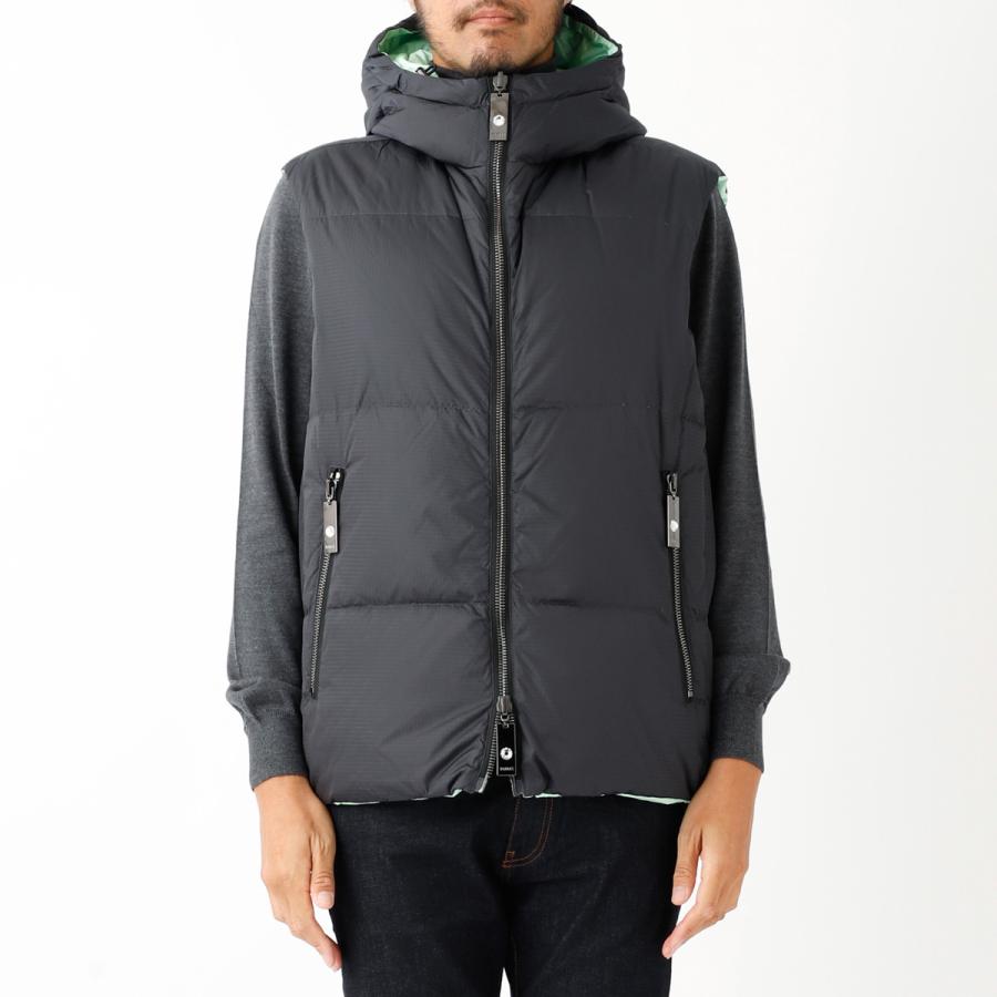 極美品 TATRAS タトラス リバーシブルダウンベスト 03 L カーキ TATRAS（タトラス） ダウンベスト ダウン ブラック メンズ