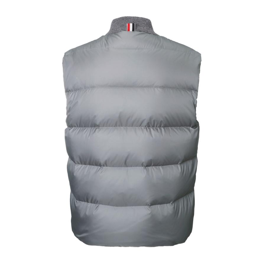 THOM BROWNE（トム ブラウン） THOM BROWNE. ダウンベスト グレー