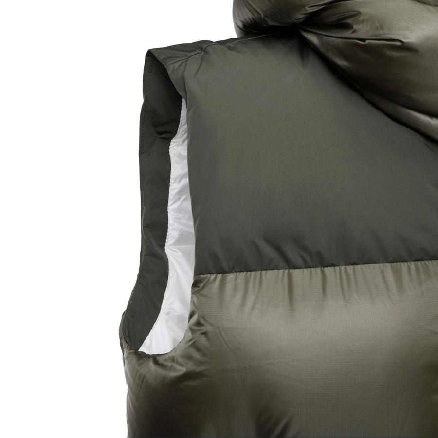 MONCLER（モンクレール） ダウンベスト OUST メンズ oust-1a00056