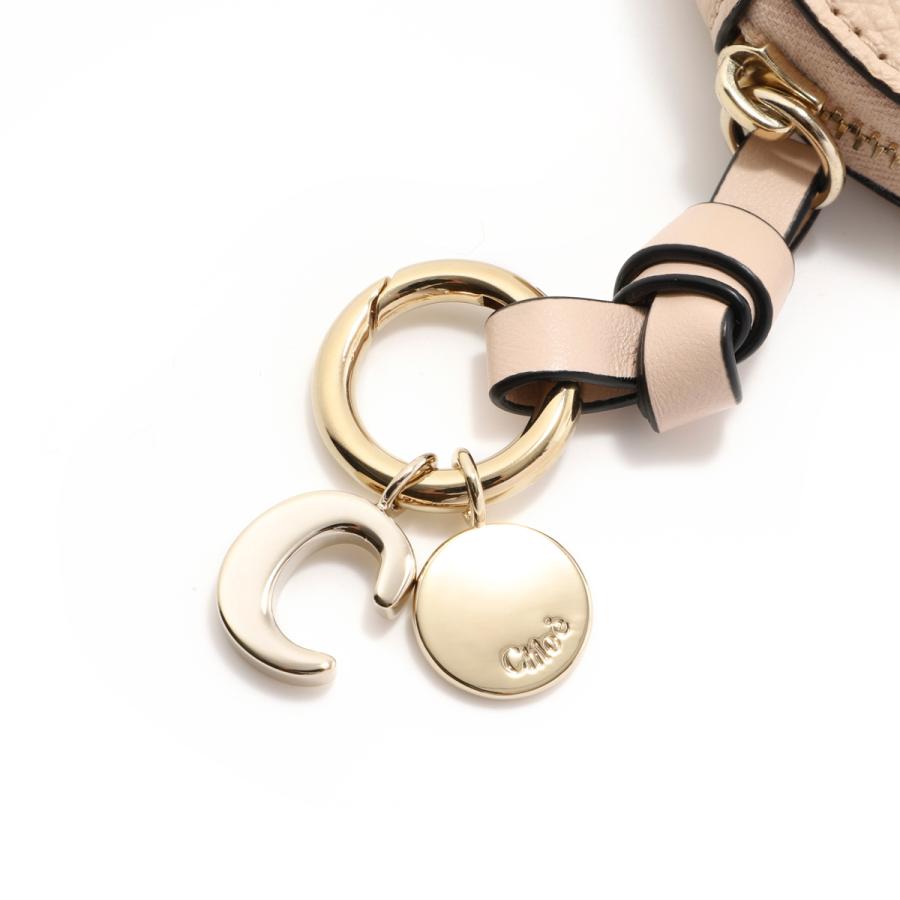 Chloe クロエ　アルファベットチャーム 'c' Chloe クロエ コンパクト ミニ 財布 ウォレット アルファベット