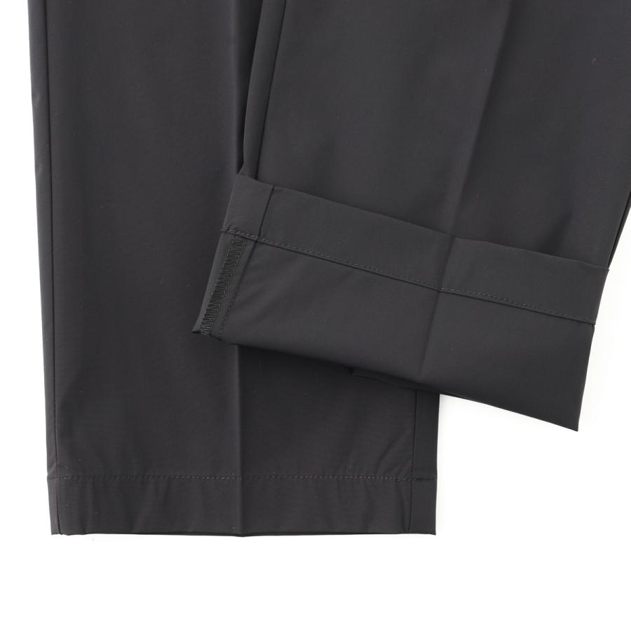 ヘルノ HERNO イージーパンツ FUNCTIONAL WARDROBE ファンクショナル・ワードローブ ナイロンマエストロ パンツ メンズ pt000077u-12691-9300の画像