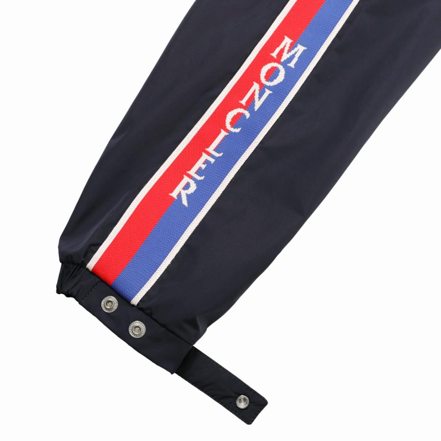 MONCLER（モンクレール） フード付きブルゾン RUKBAT レインコート