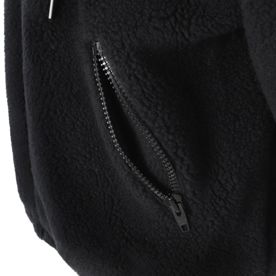 CELINE（セリーヌ） 中綿入り フーデッド ジャケット ブラック メンズ