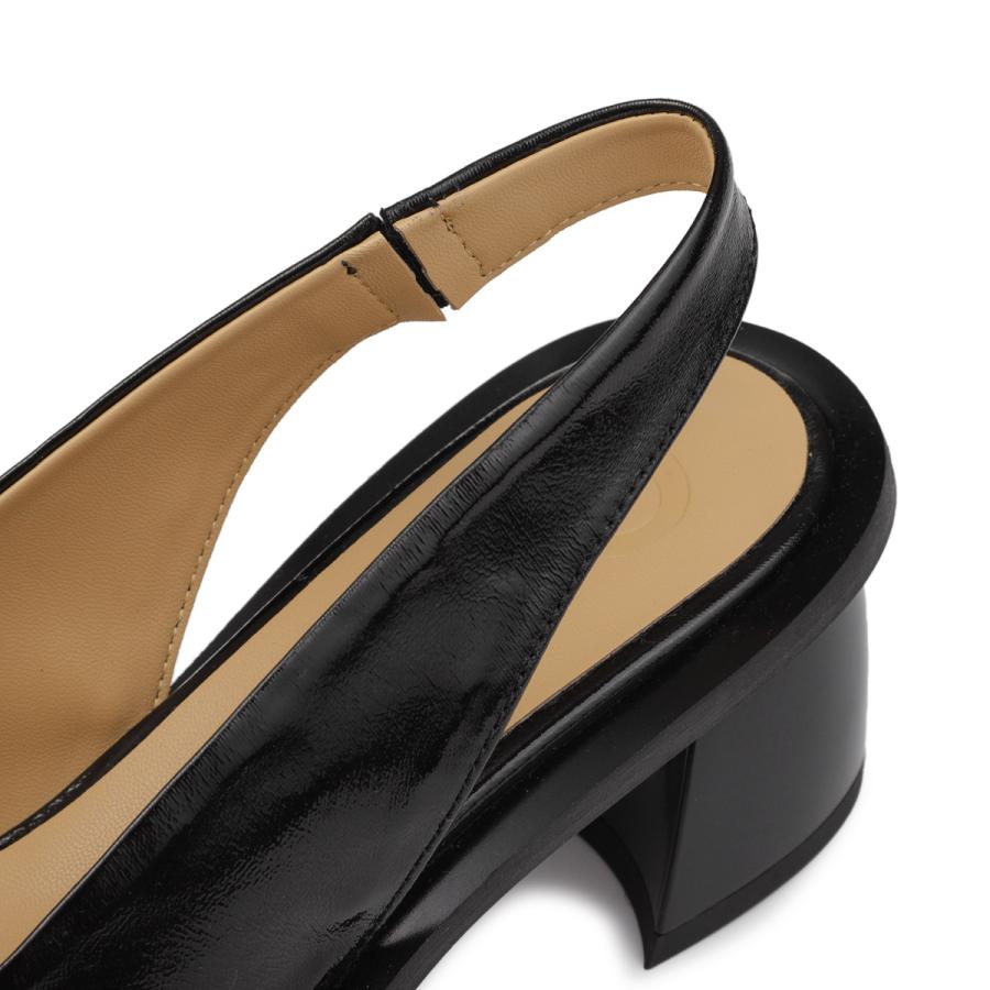 GANNI（ガニー） パンプス FEMININE BUCKLE SLINGBACK PUMP NAPLACK