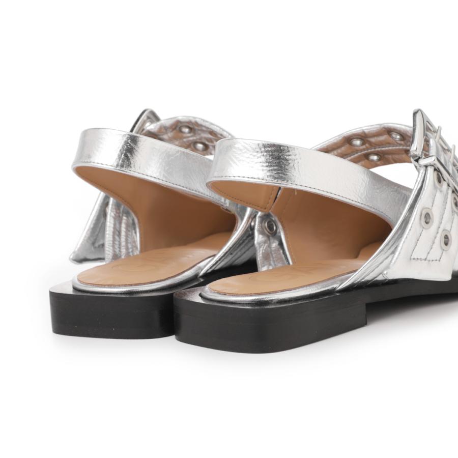 新品未使用　GANNI フラットシューズ　最終値下げ！！！ GANNI（ガニー） バレリーナシューズ FEMININE BUCKLE BALLERINA
