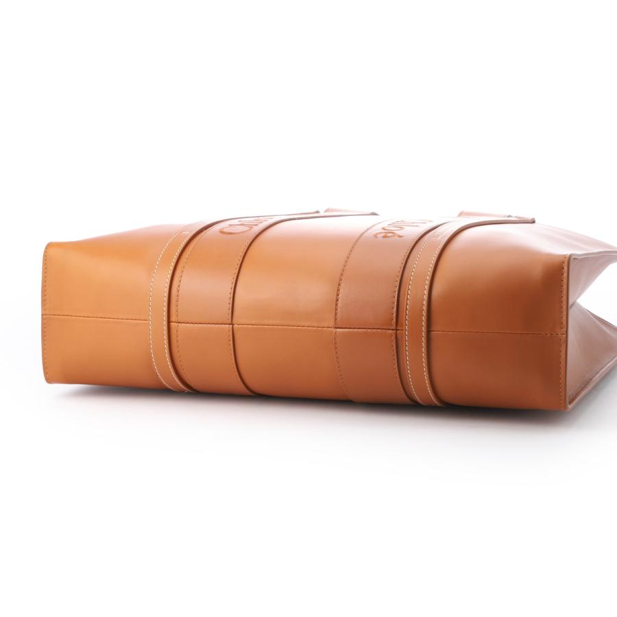 Chloe（クロエ） トートバッグ WOODY LARGE レディース chc22ws382i60