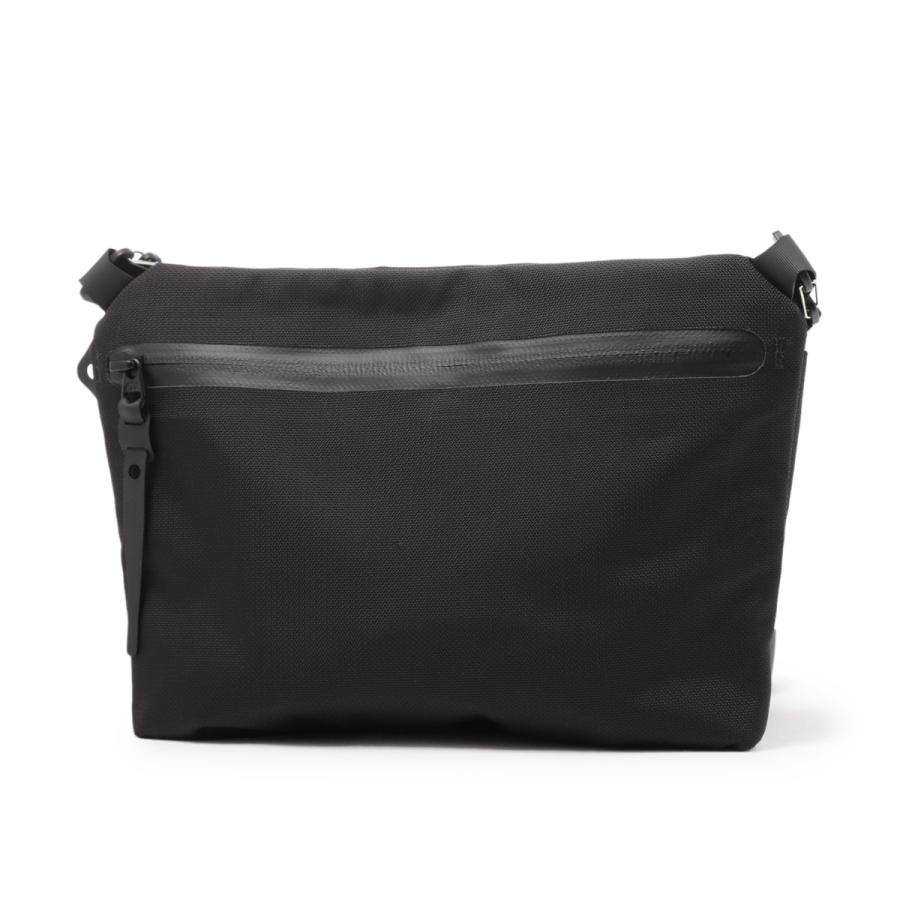 BLACK EMBER（ブラックエンバー） クロスボディバッグ SACOCHE 01