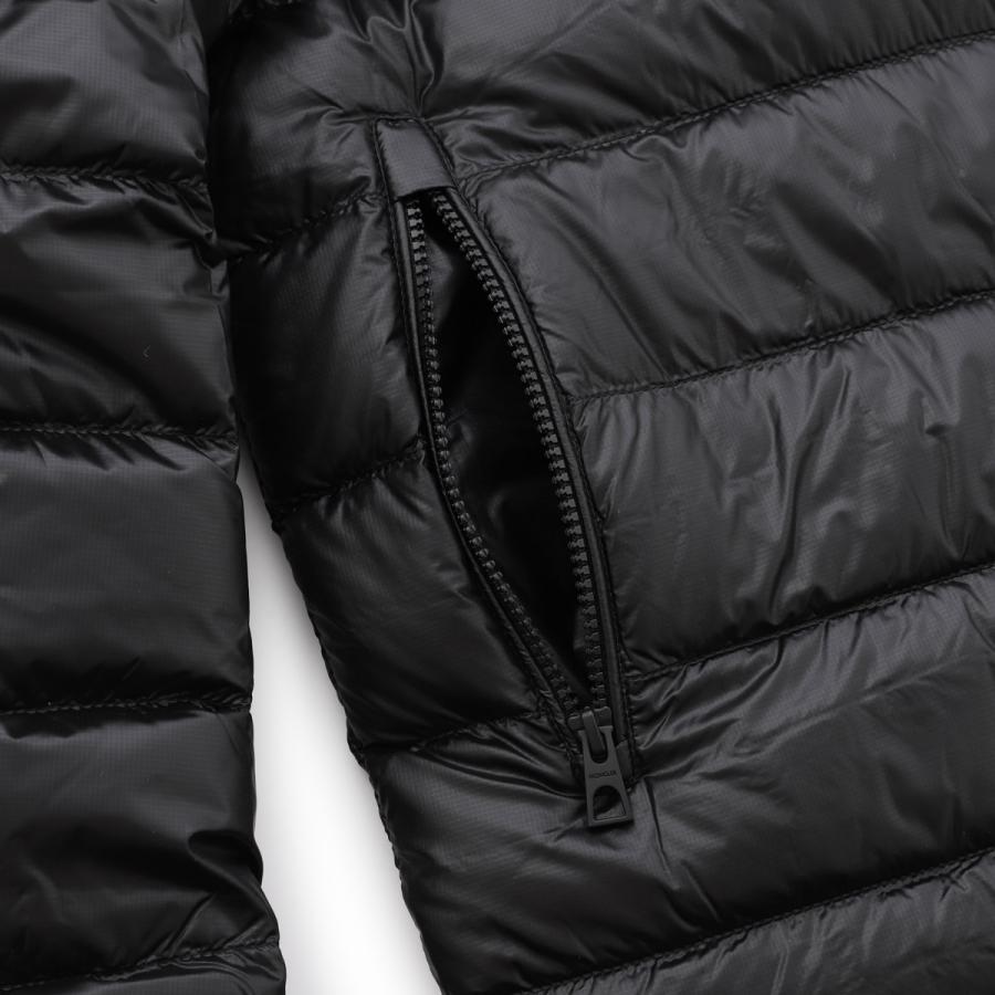MONCLER（モンクレール） ダウンジャケット SERGESTA JACKET