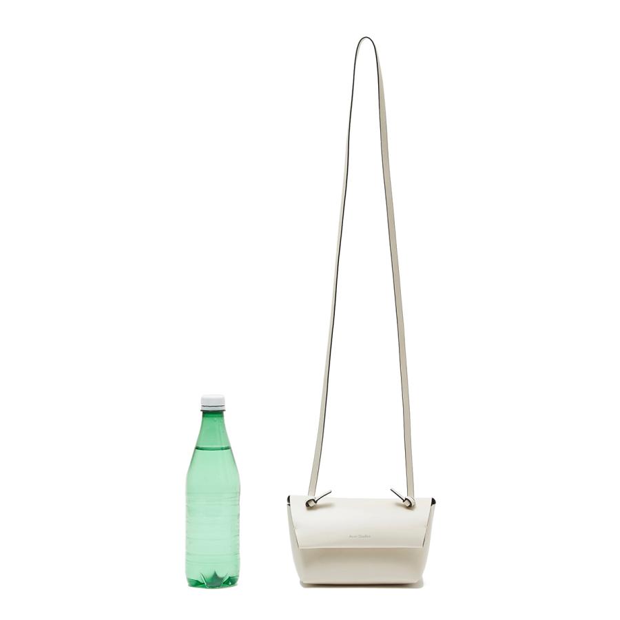 Acne Studios メッセンジャーバッグ ホワイト Acne Studios アクネ ACNE STUDIOS クロスボディバッグ