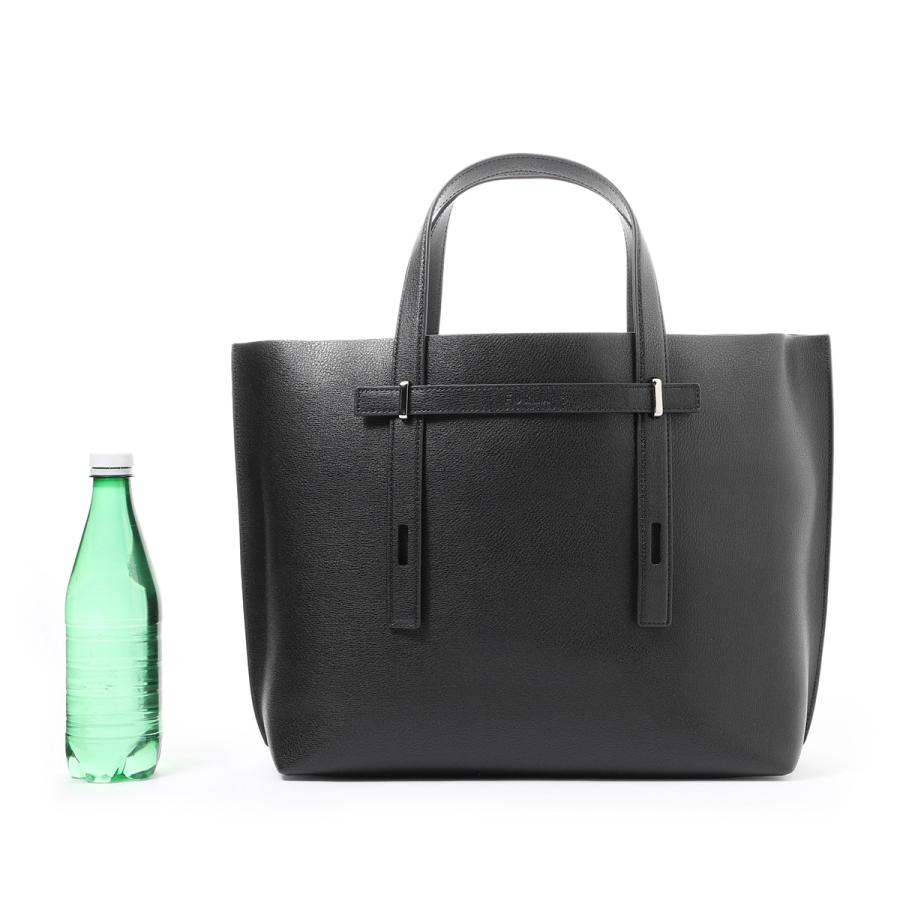 フルラ　ジョーヴェ　トートバッグ　2WAY 　ネイビー　レザー　A4収納可 フルラ ジョーヴェ トートバッグ 2WAY ネイビー レザー A4収納可