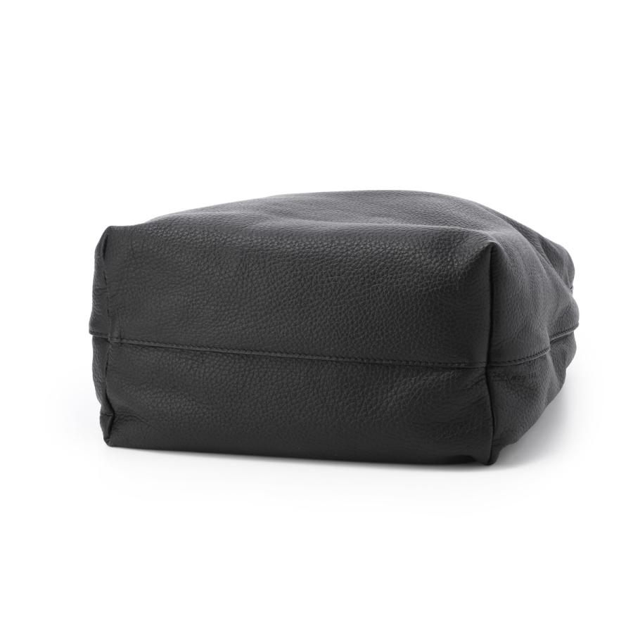 THE ROW（ザ ロウ） ザ ロウ ショルダーバッグ ISA BAG ブラック