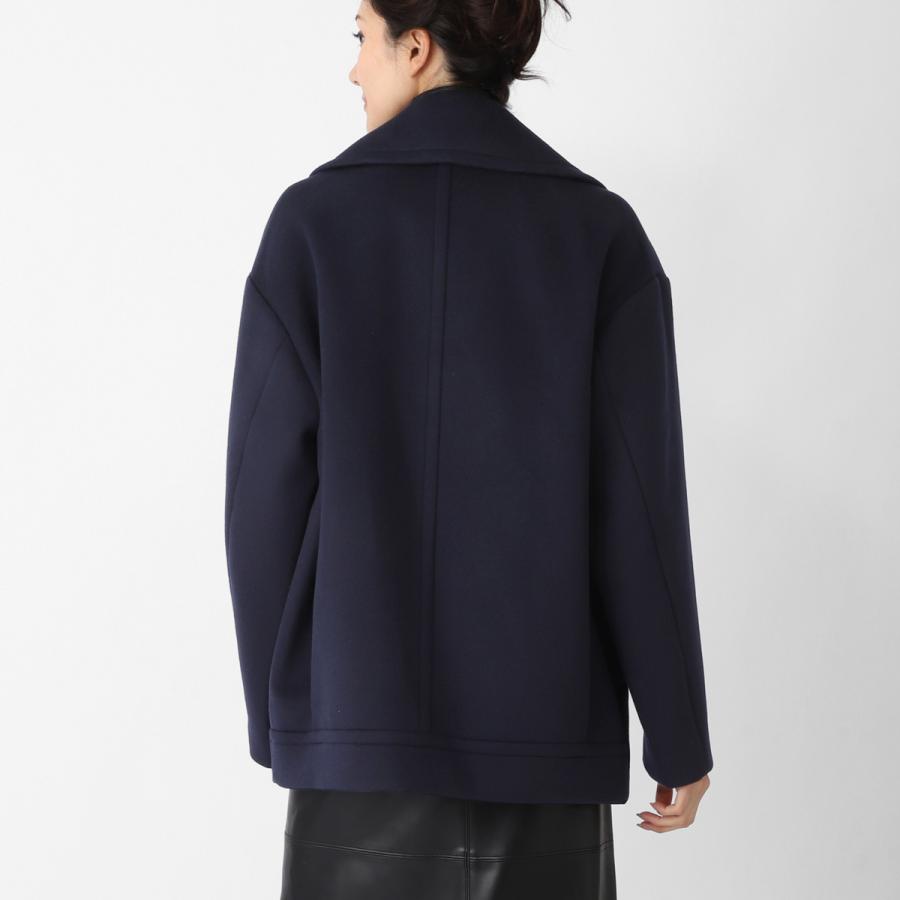 MAXMARA WEEKEND LINE（マックスマーラウィークエンドライン