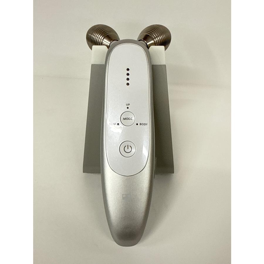【美品】メディキューブ 美顔器 ME-AGE-R-01 EMS美顔器medicube メディキューブME-AGE-R-01 AGE-R EMSダーマ