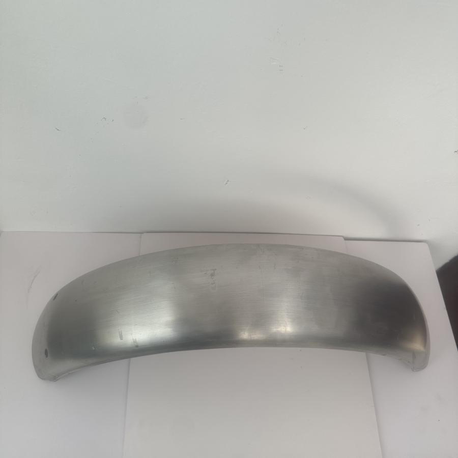 バイク フラットフェンダー リアフェンダー フェンダー 長さ690mm 幅145mm 汎用タイプ　溶接、加工用 素地。スチール製 チョッパー 製作 ビンテージ c370_2
