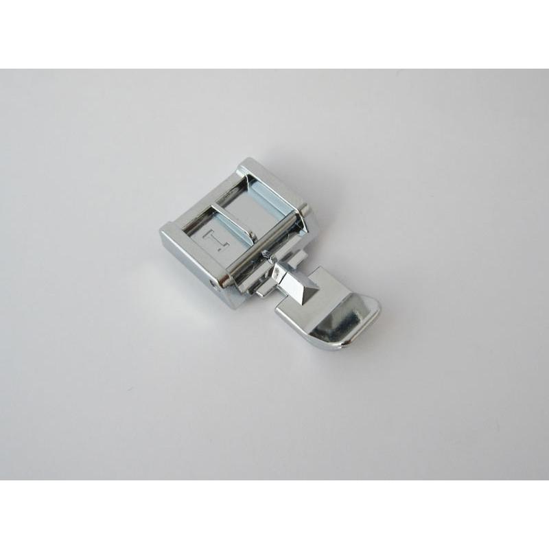 JUKI ファスナー押え 電子ミシン用 品番：40050946【対応機種】HZL-28 HZL-40 HZL-40N HZL-J50 | JUKI | 01