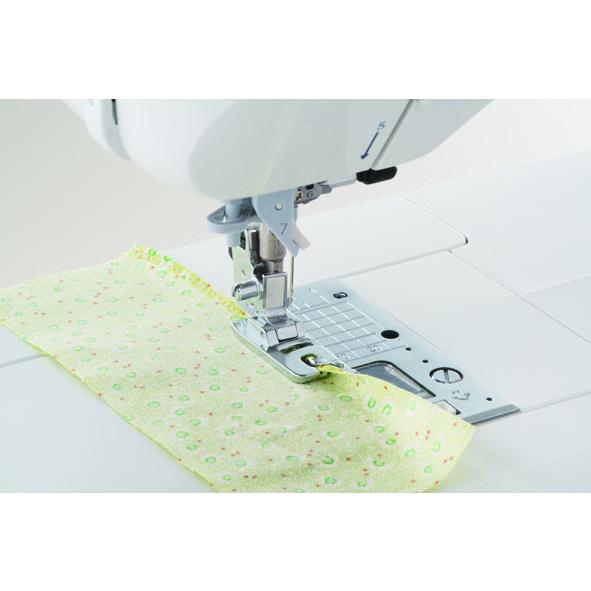 JUKI 三ツ巻押え 家庭用ミシン用 品番：40080958 【対応機種】HZL-G100/HZL-G200/HZL-G100B/HZL-GX300/HZL-V2000/HZL-X3000 | JUKI