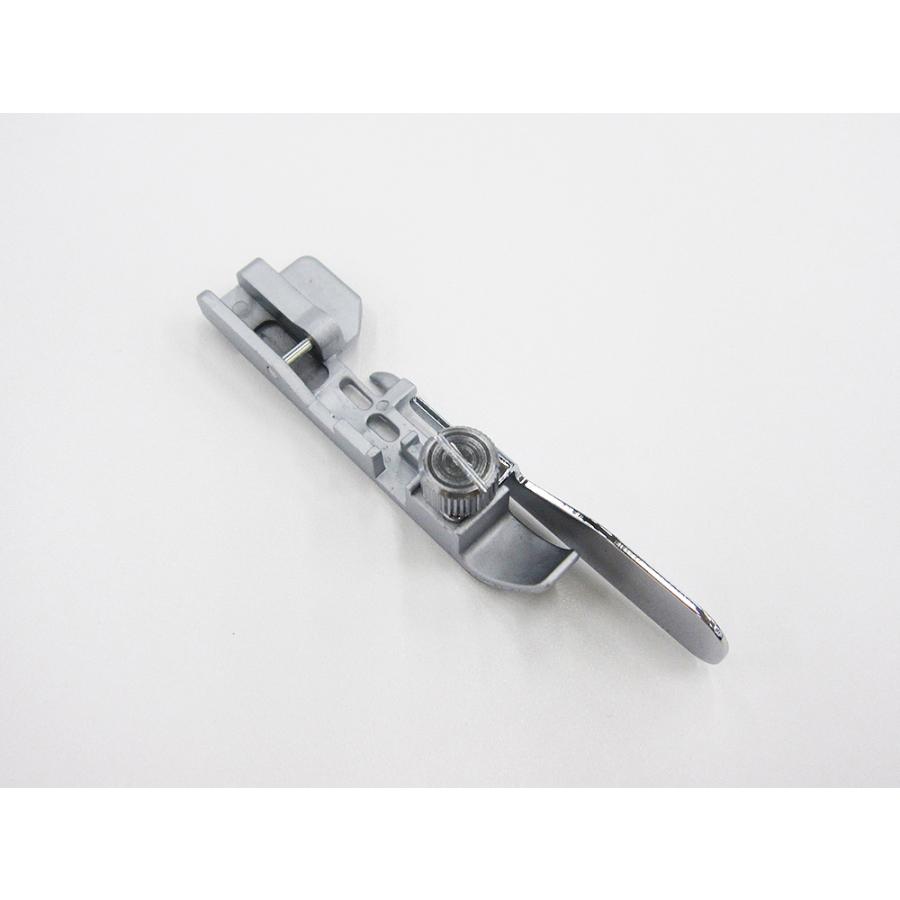 JUKI ブラインドステッチ押え 右針用 型番：40267374 ロックミシン用 対応機種 MO-3000 MO-2800 | JUKI | 01